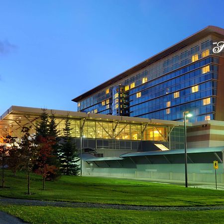 Fairmont Vancouver Airport In-Terminal Hotel Ричмънд Екстериор снимка The Ottawa Marriott