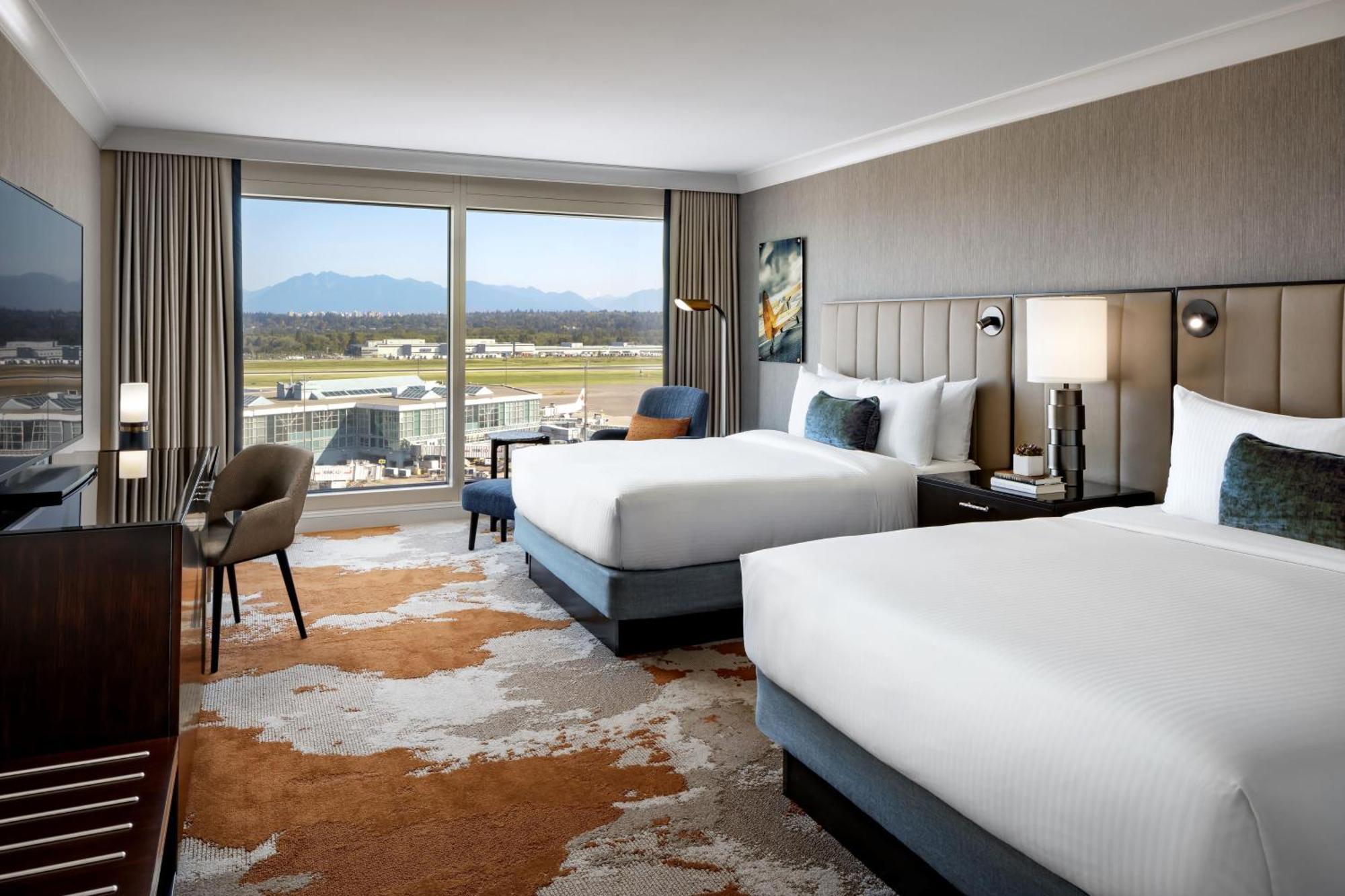 Fairmont Vancouver Airport In-Terminal Hotel Ричмънд Екстериор снимка A guest room at the Westin Seattle Airport
